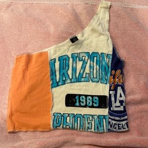 One shoulder BDG semi-cropped spliced tank top